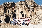 AFYON/AYAZİN İLKOKULU’NA GİYECEK VE OKUL MAL...